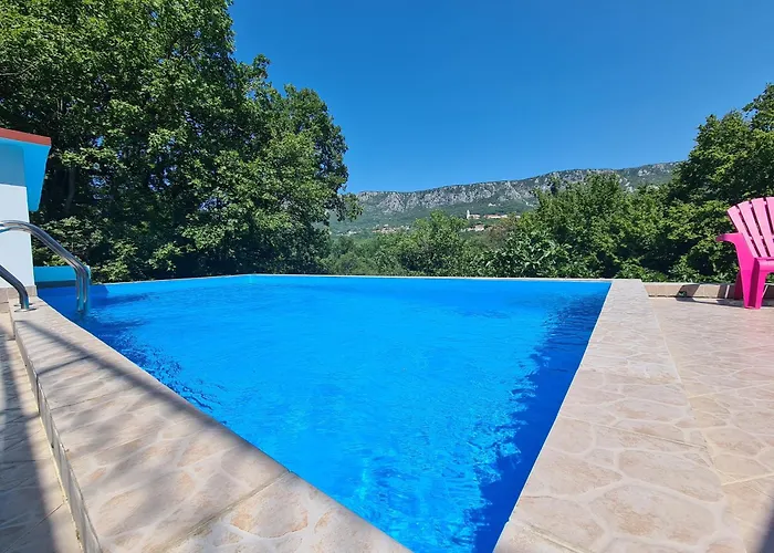 Bella Vista